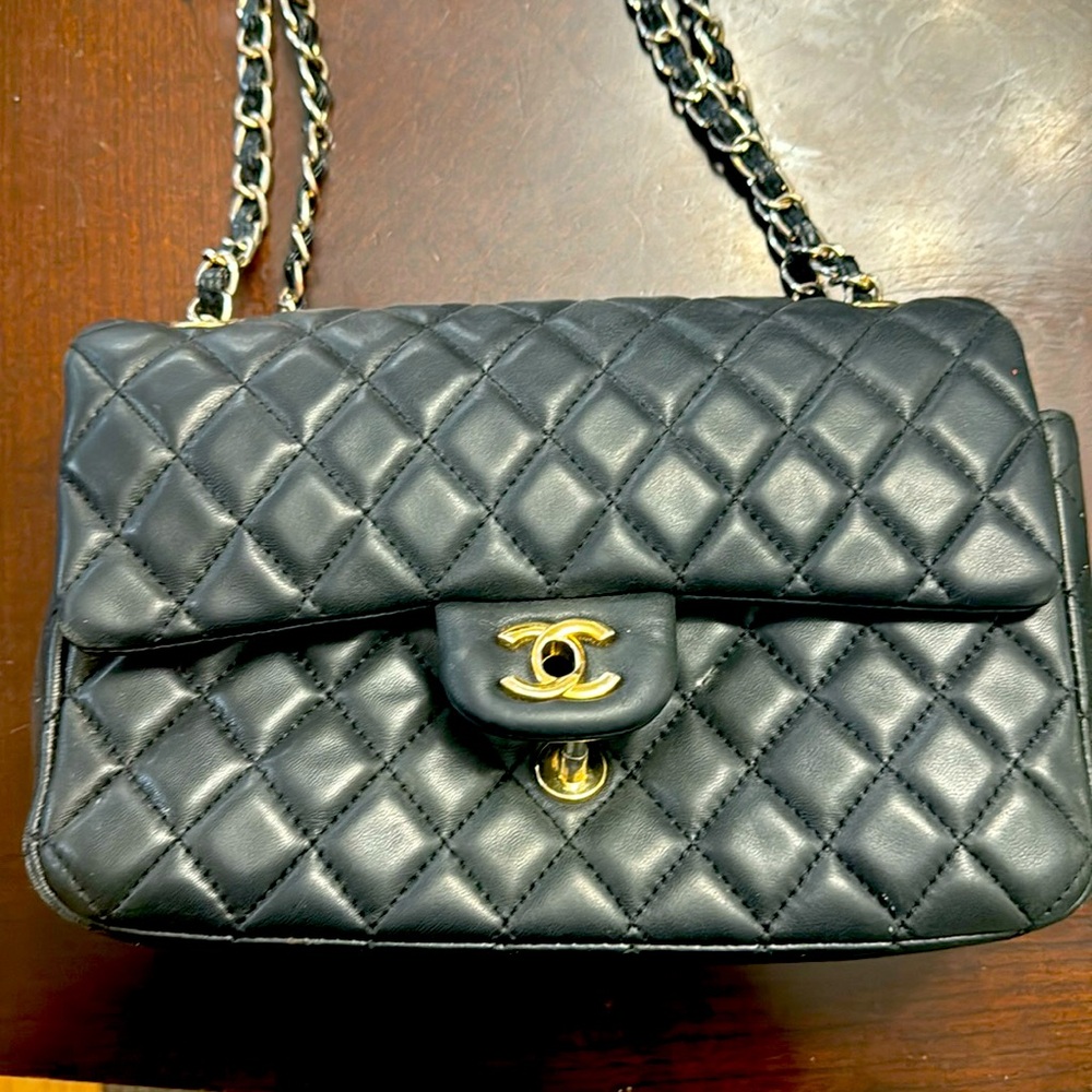 CC shoulder bag